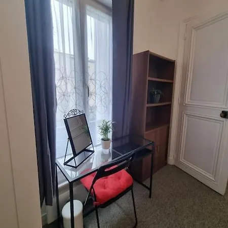 Holiday home Charmante Maison Proche De Paris